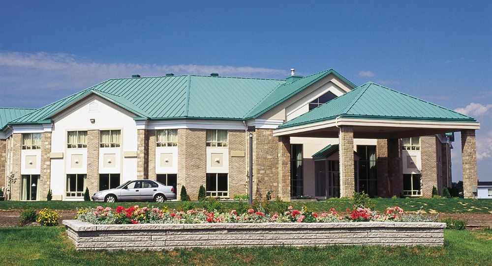 Days Inn By Wyndham Montmagny Kültér fotó